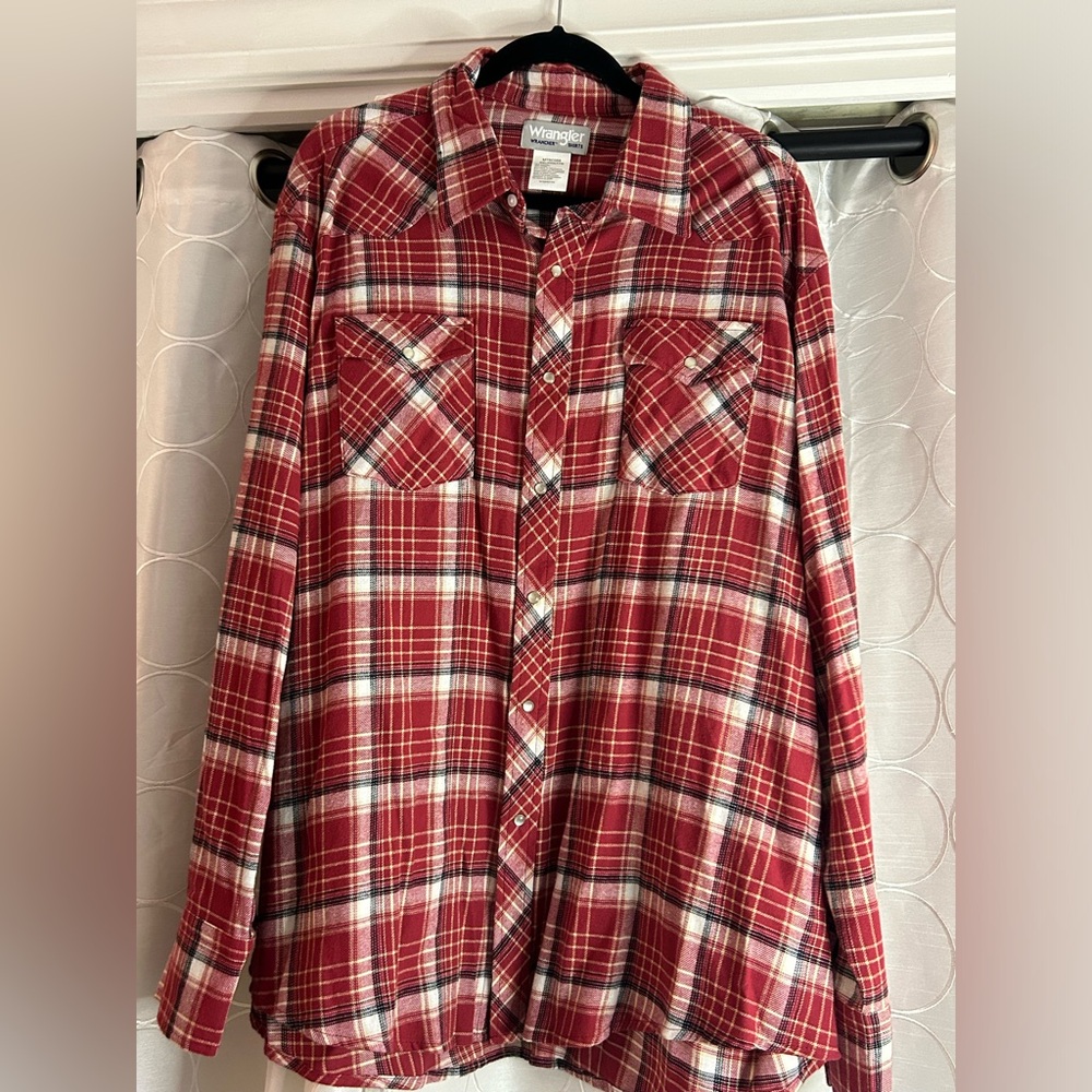Wrangler Wrancher Pearl Snap Button Up Shirt ~ Red & White Plaid  ~ Cowboy